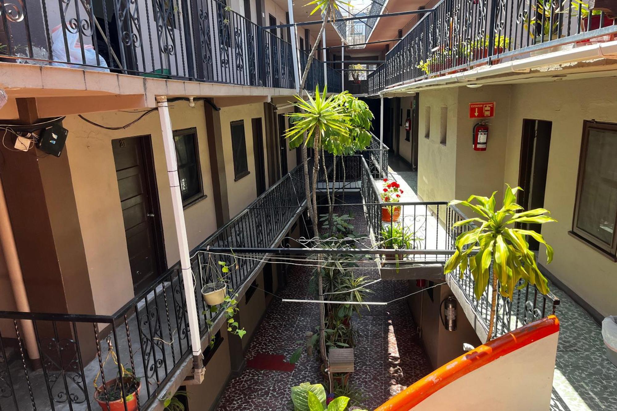 Oyo Hotel Linda Tijuana Luaran gambar