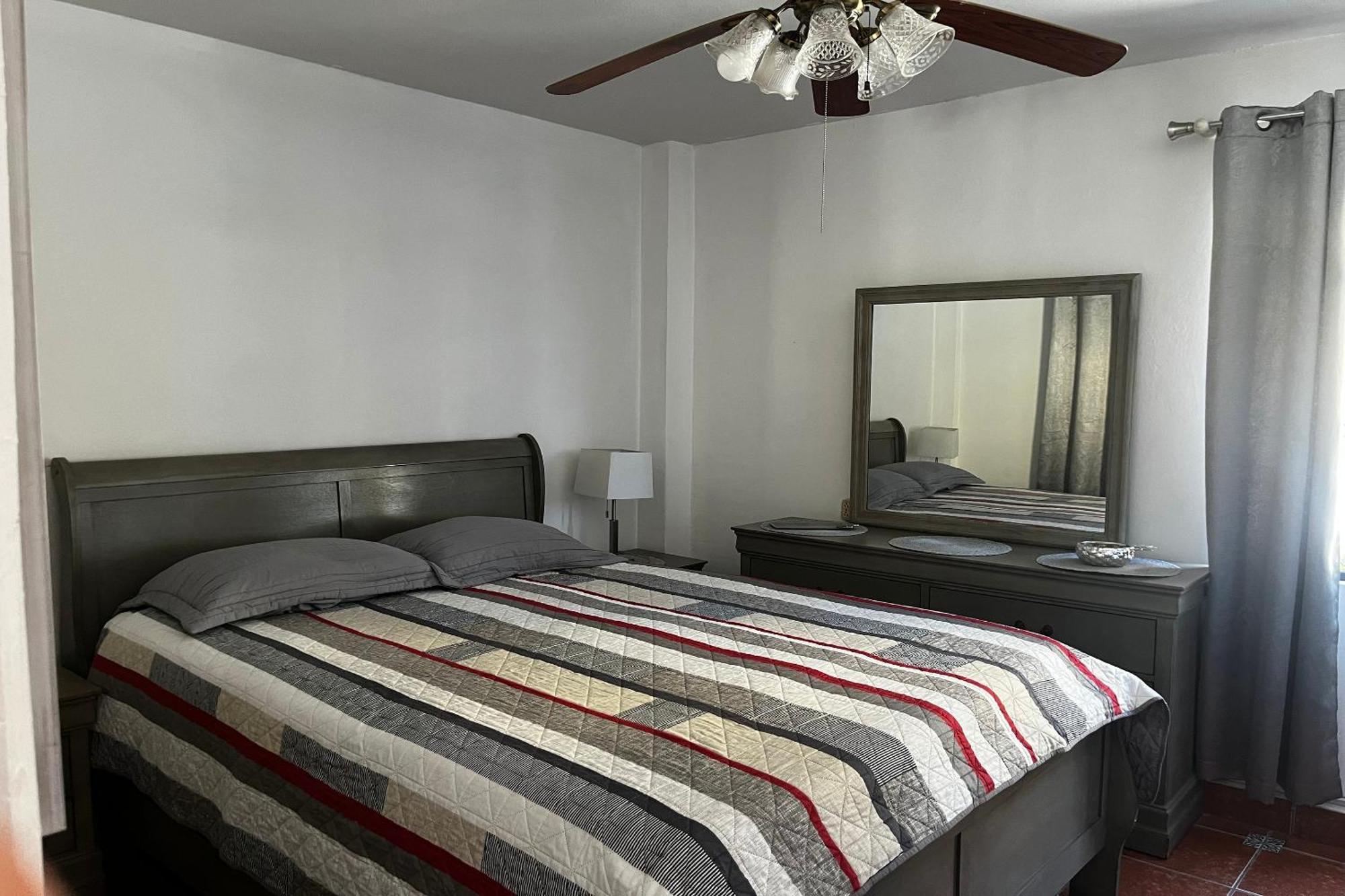 Oyo Hotel Linda Tijuana Luaran gambar