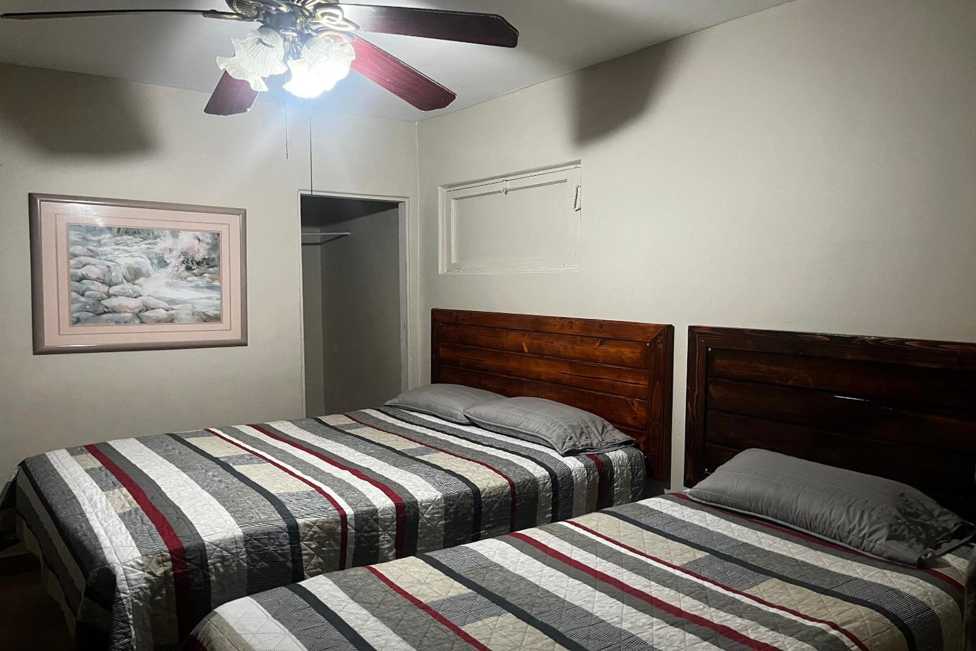 Oyo Hotel Linda Tijuana Luaran gambar