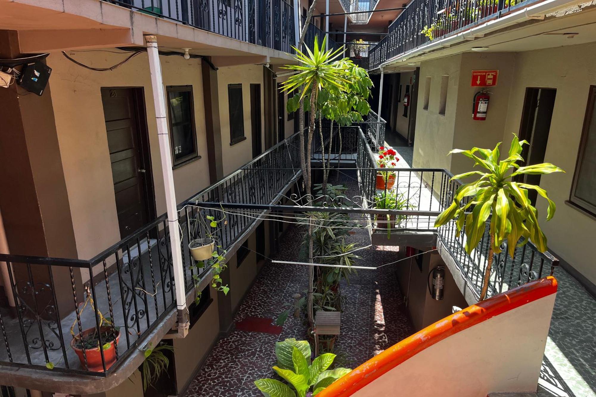Oyo Hotel Linda Tijuana Luaran gambar
