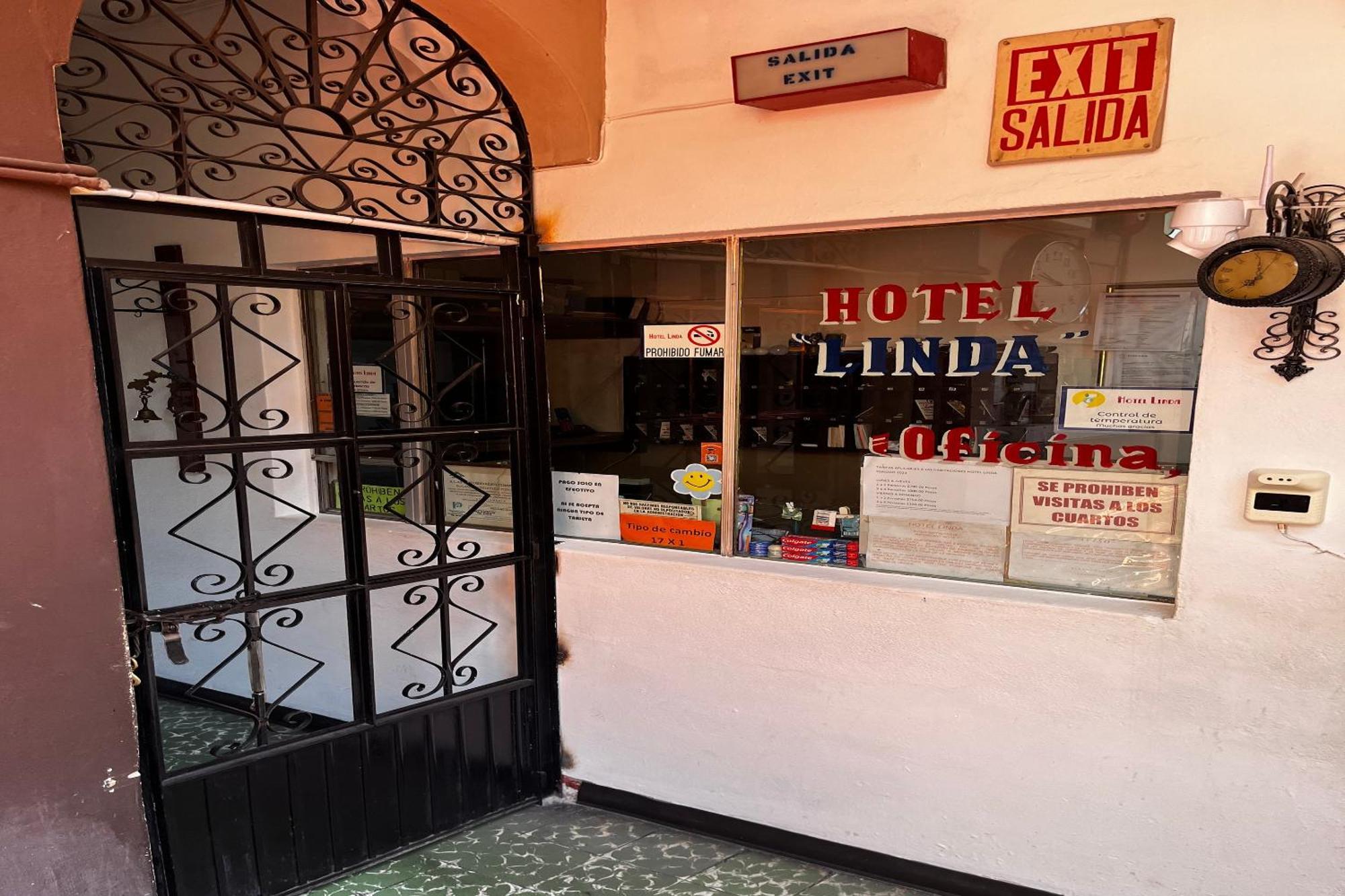 Oyo Hotel Linda Tijuana Luaran gambar