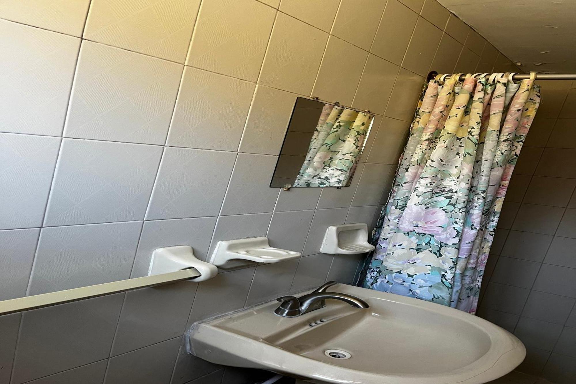 Oyo Hotel Linda Tijuana Luaran gambar